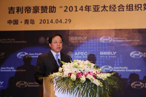 青岛市筹备委员会副主任兼秘书长、青岛市副市长刘明君先生交车仪式现场致辞